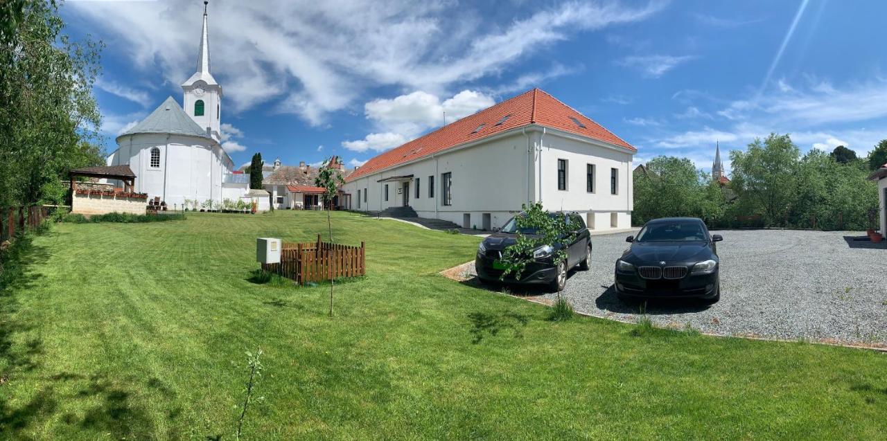 Pensiunea Salina Gymnasium Turda Exterior foto